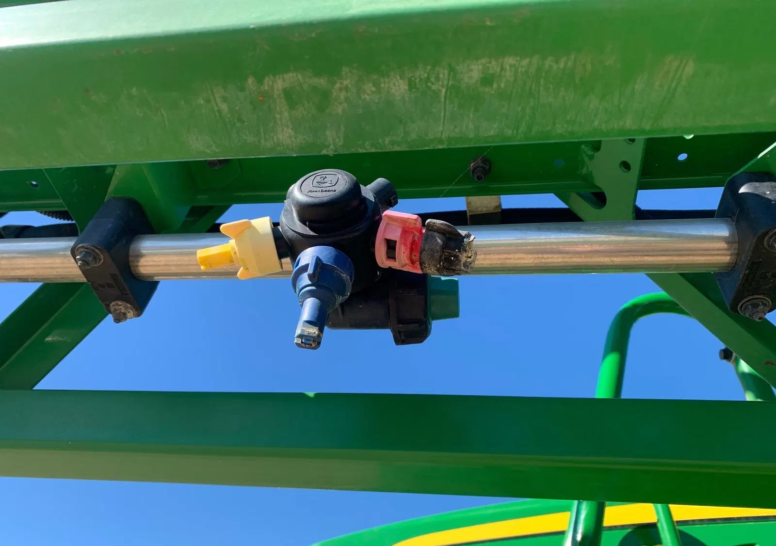 2022 John Deere R4023