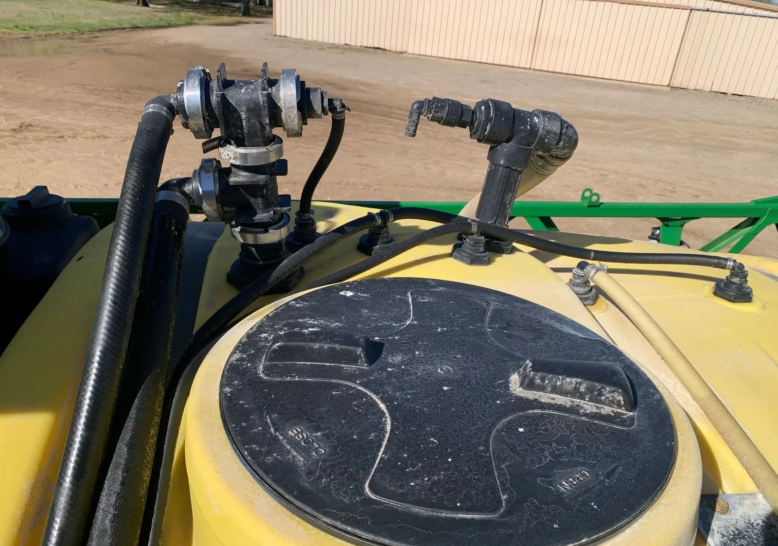 2022 John Deere R4023