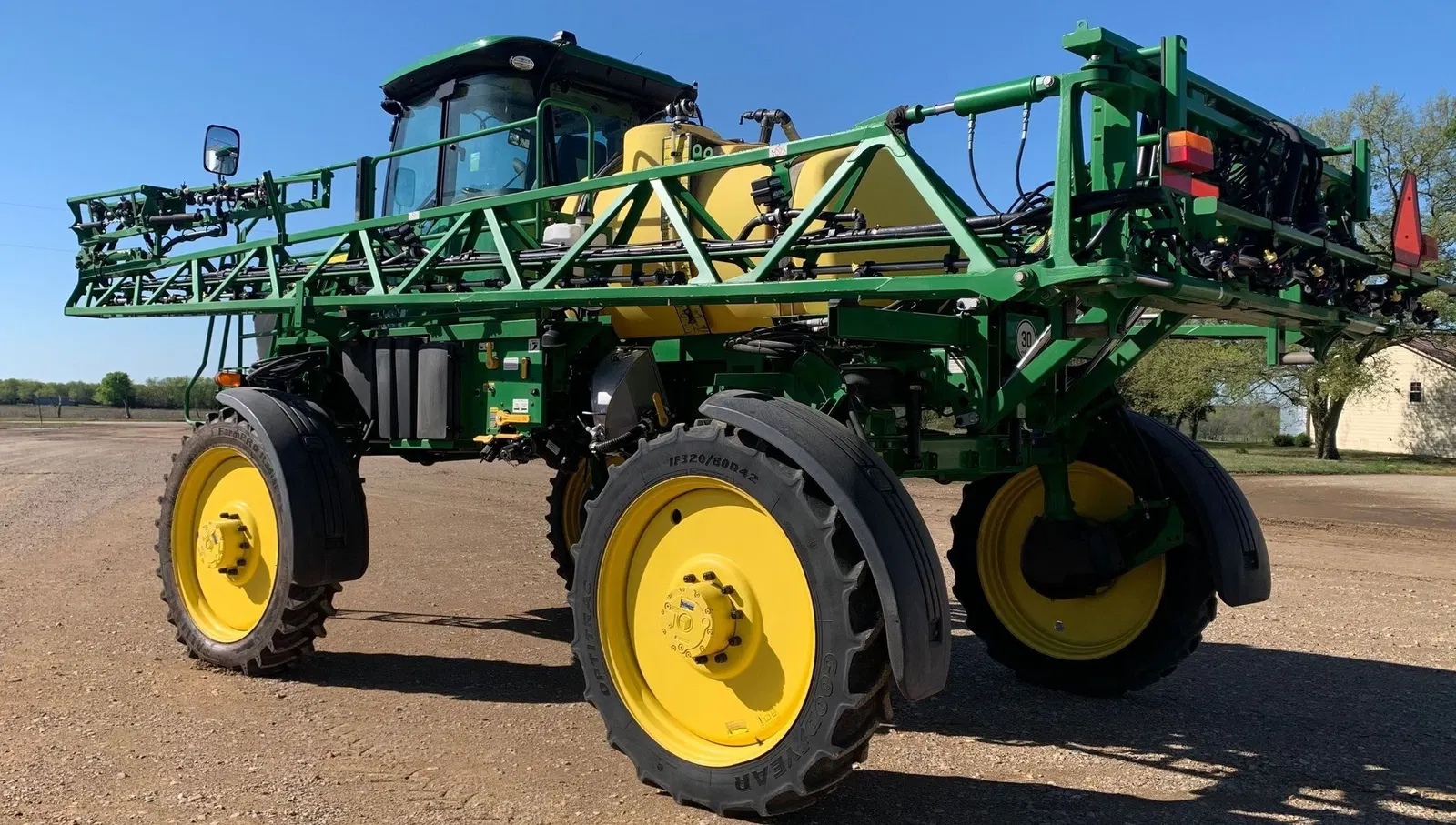 2022 John Deere R4023