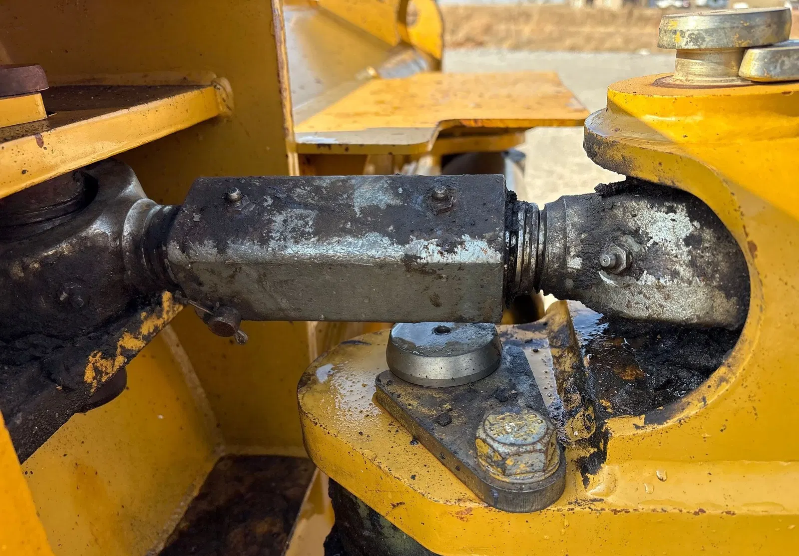 2013 Caterpillar D6N