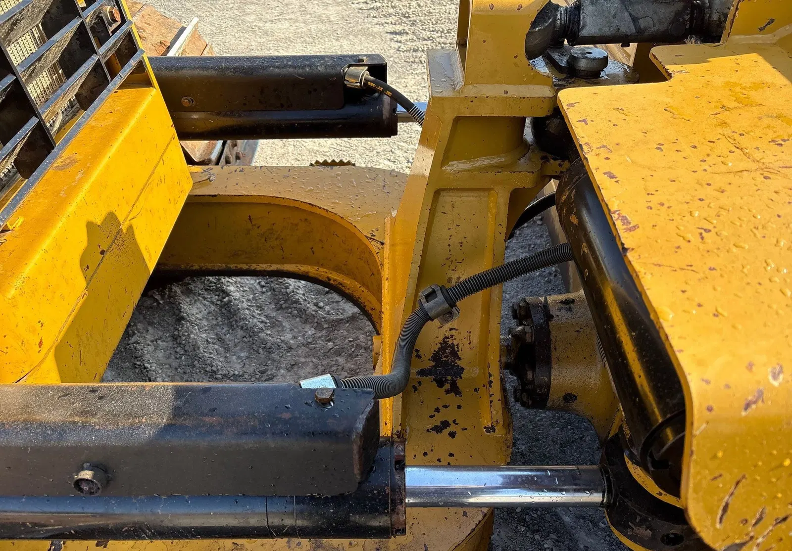 2013 Caterpillar D6N