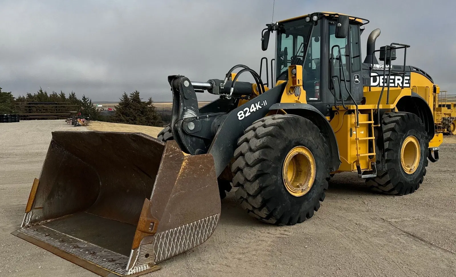 2016 John Deere 824K