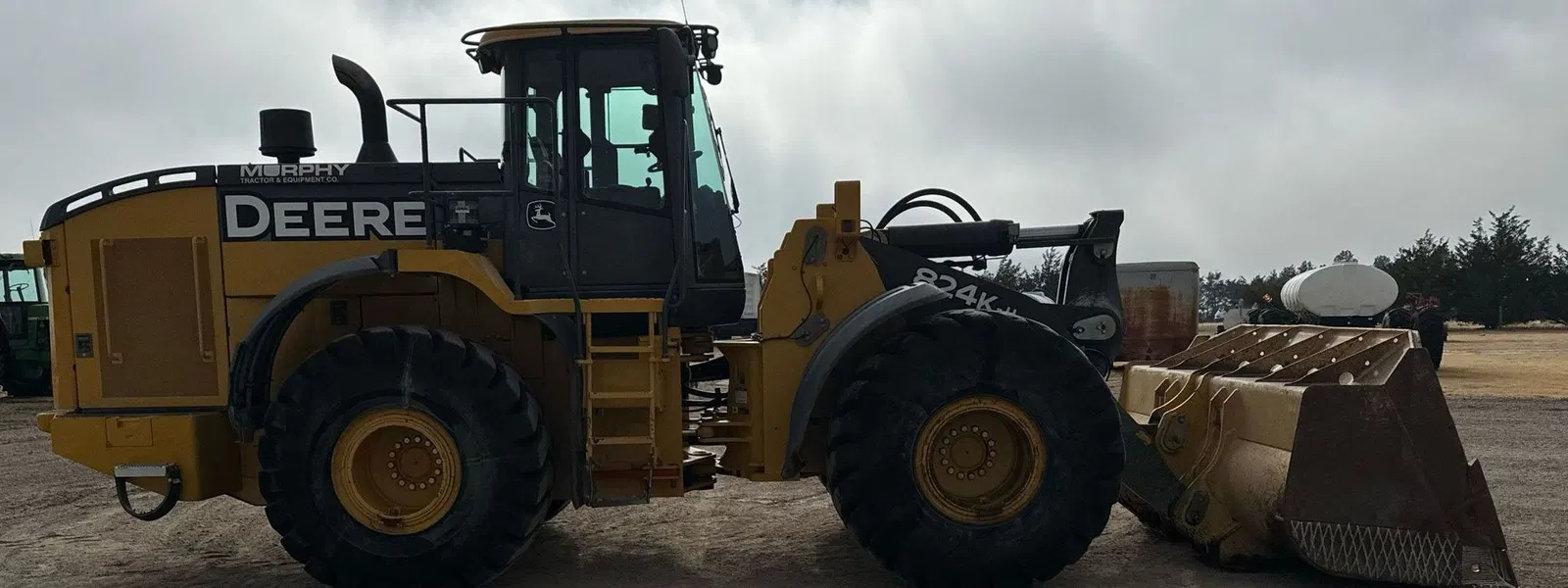 2016 John Deere 824K