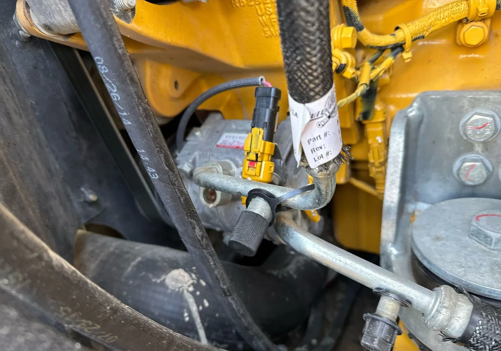 2016 John Deere 824K