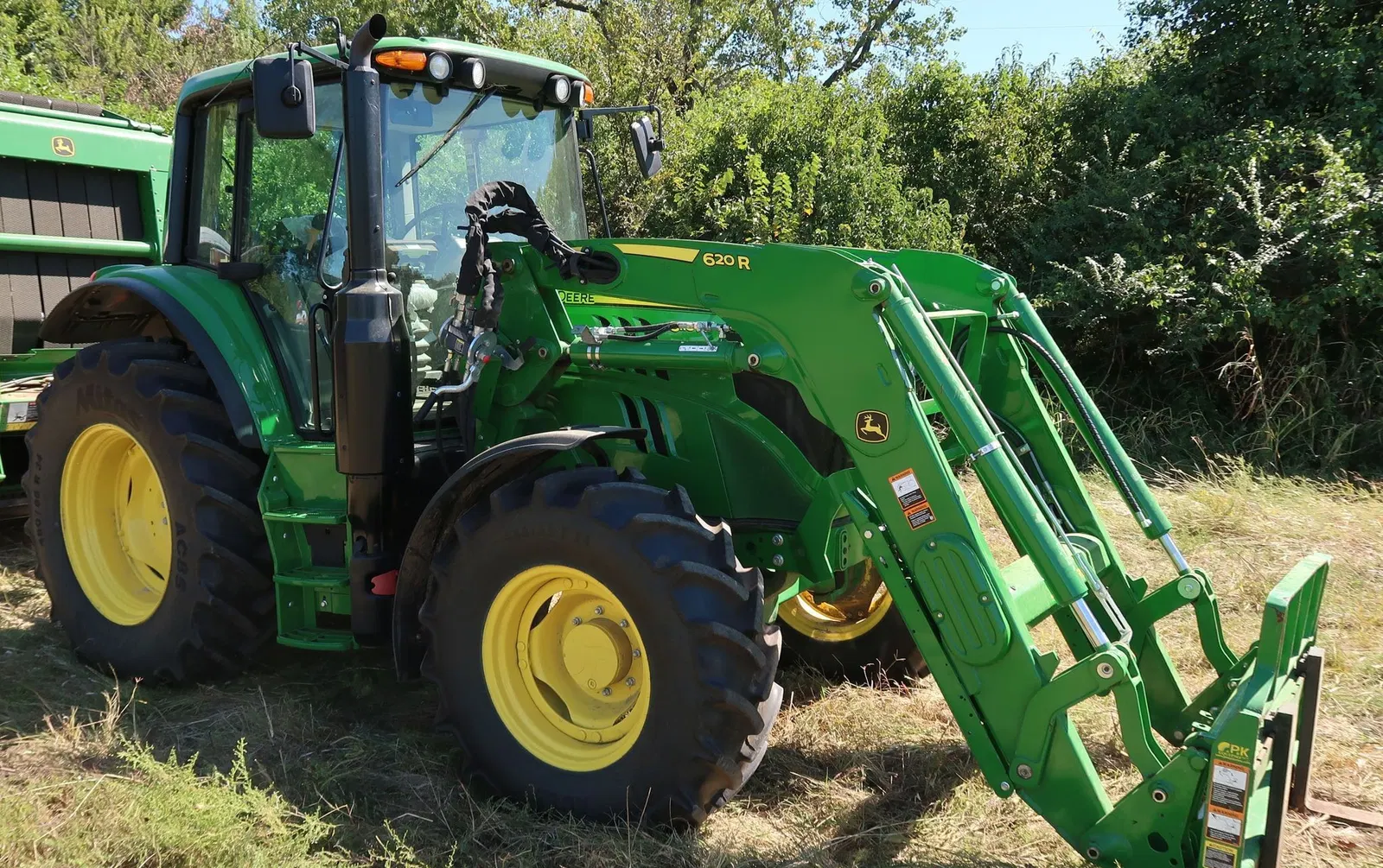 2019 John Deere 6110M