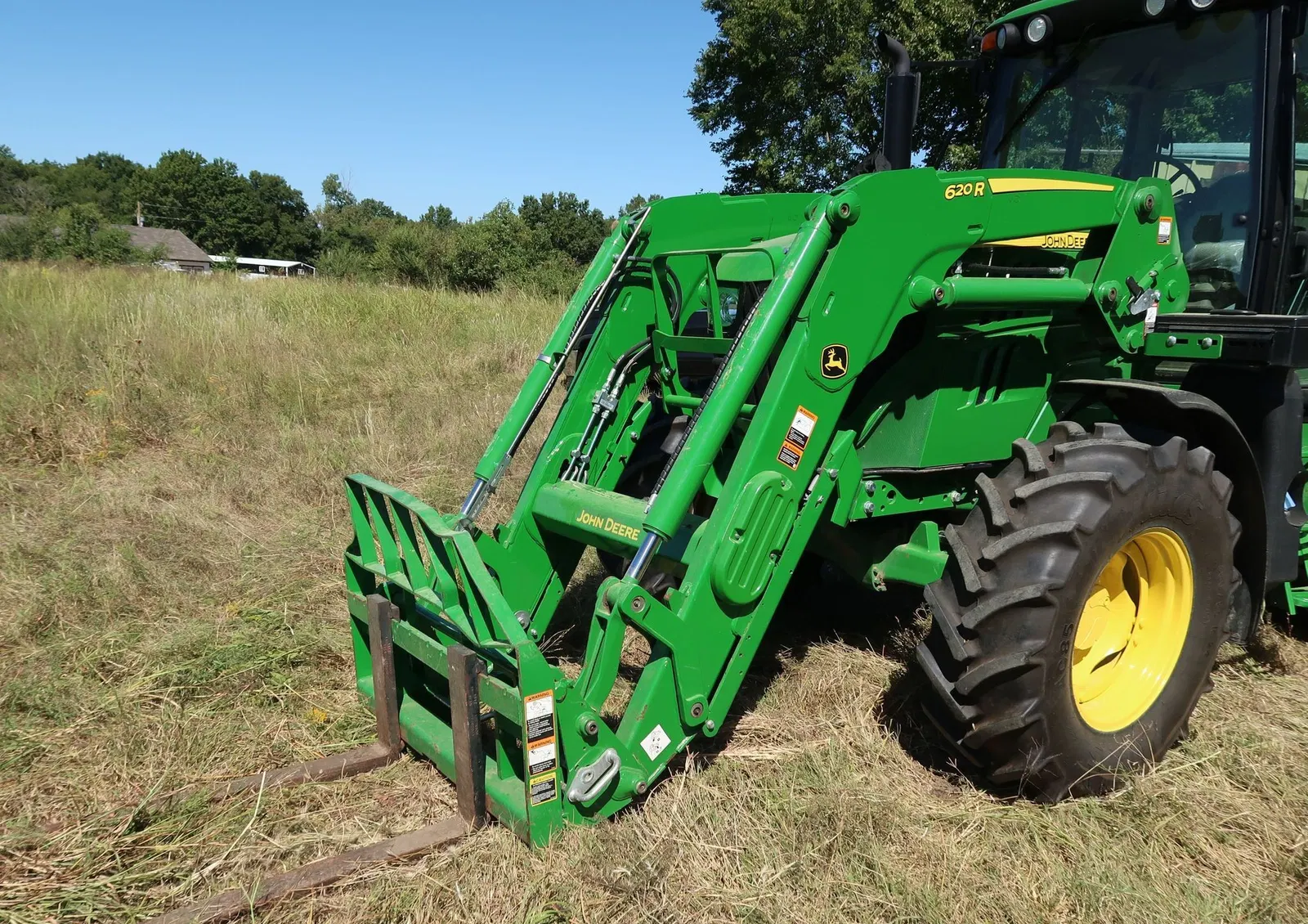 2019 John Deere 6110M