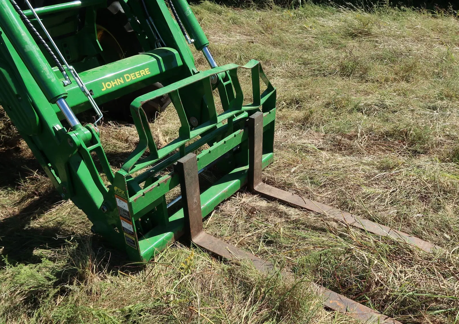 2019 John Deere 6110M