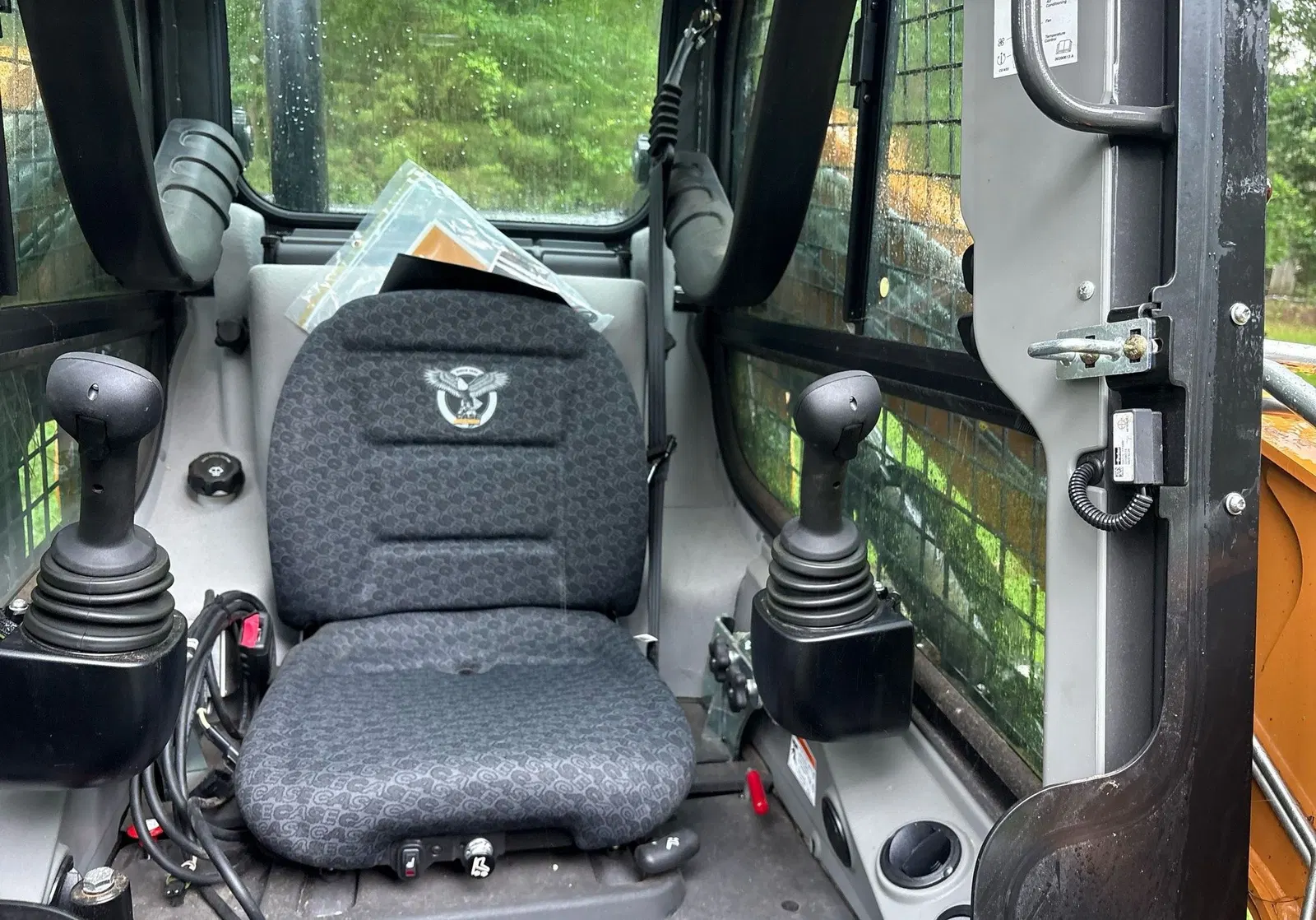 2022 Case TV450B