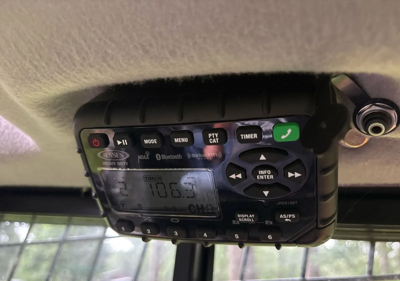 2022 Case TV450B