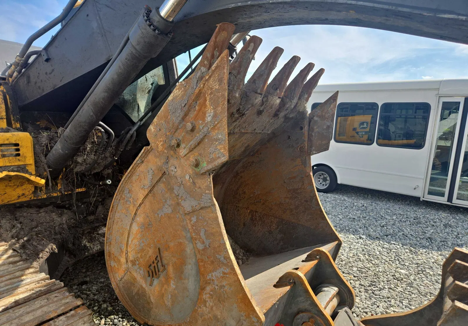 2024 John Deere 210