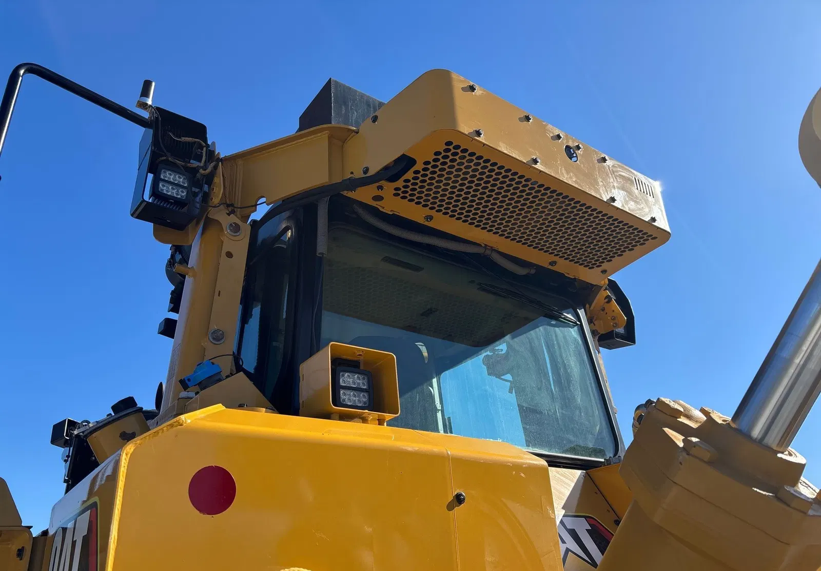 2022 Caterpillar D8T