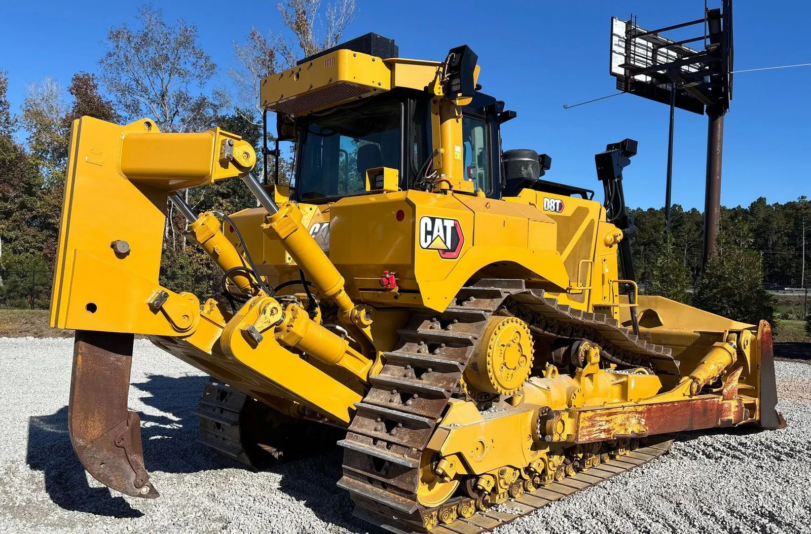 2022 Caterpillar D8T