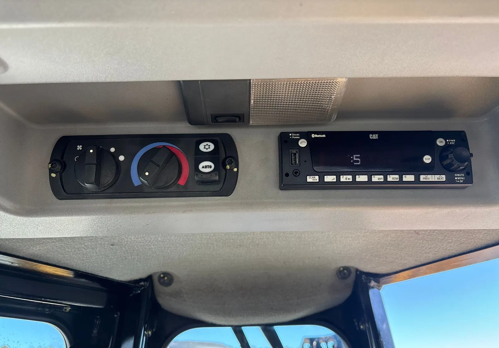 2022 Caterpillar D8T