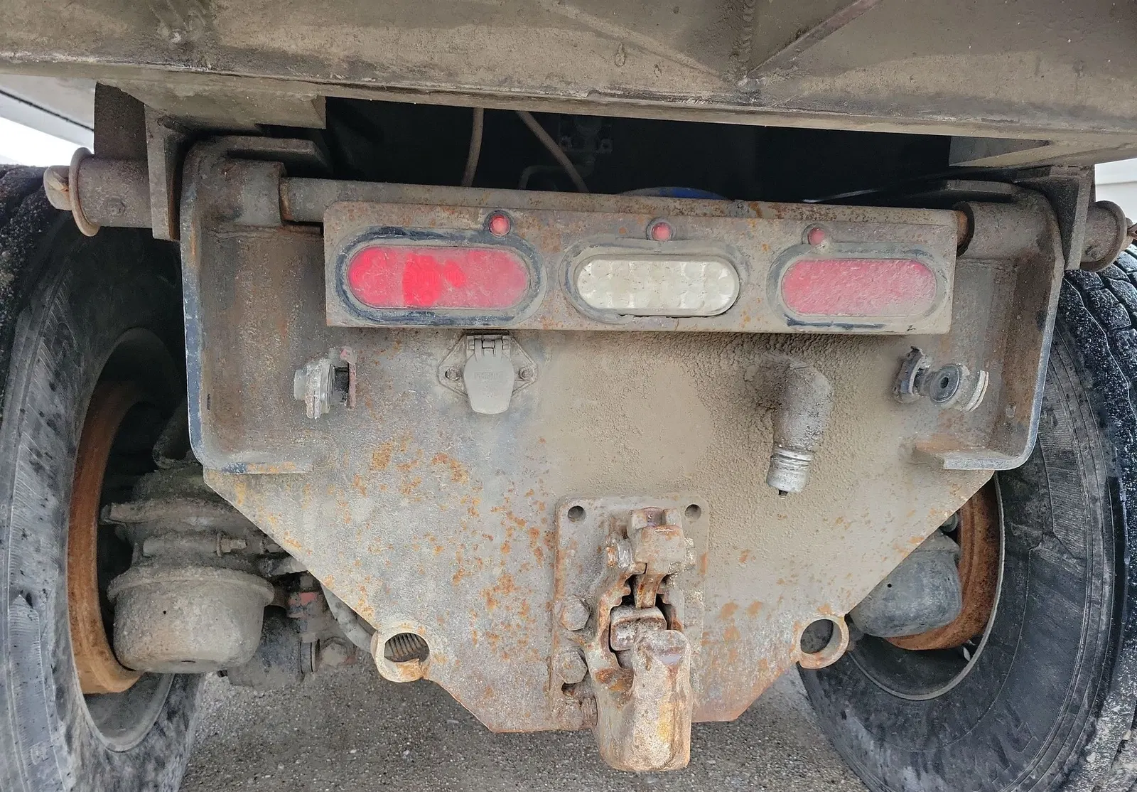 2019 Mack Granite