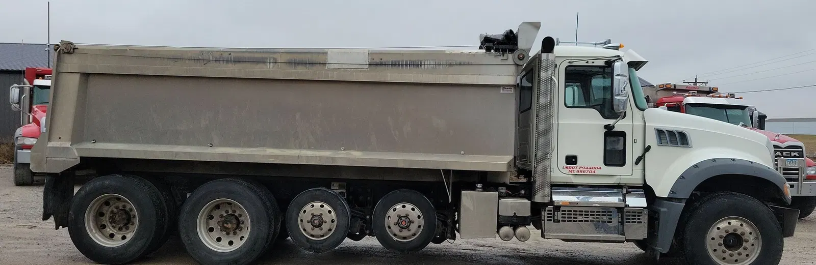 2019 Mack Granite