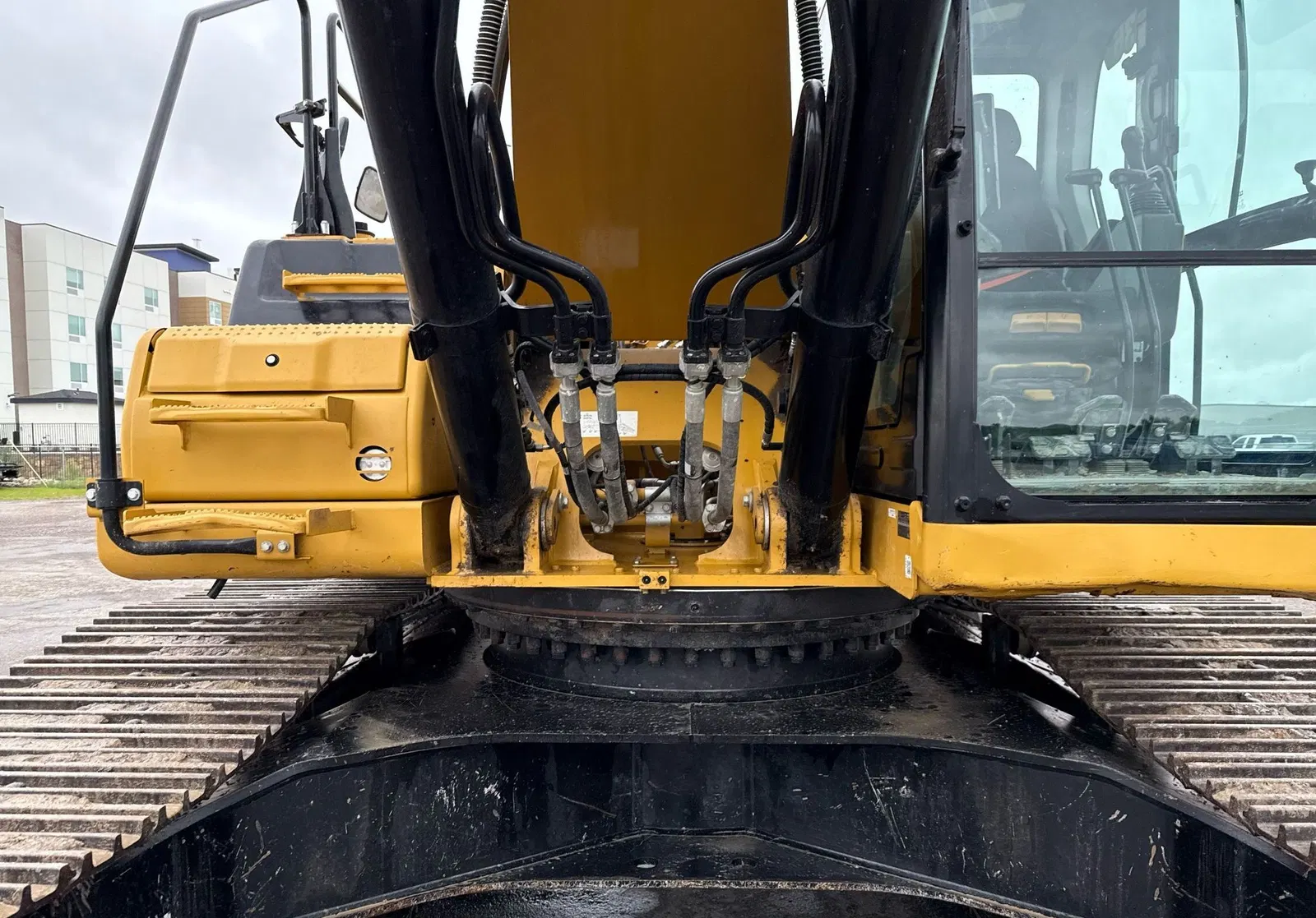 2023 Caterpillar 336