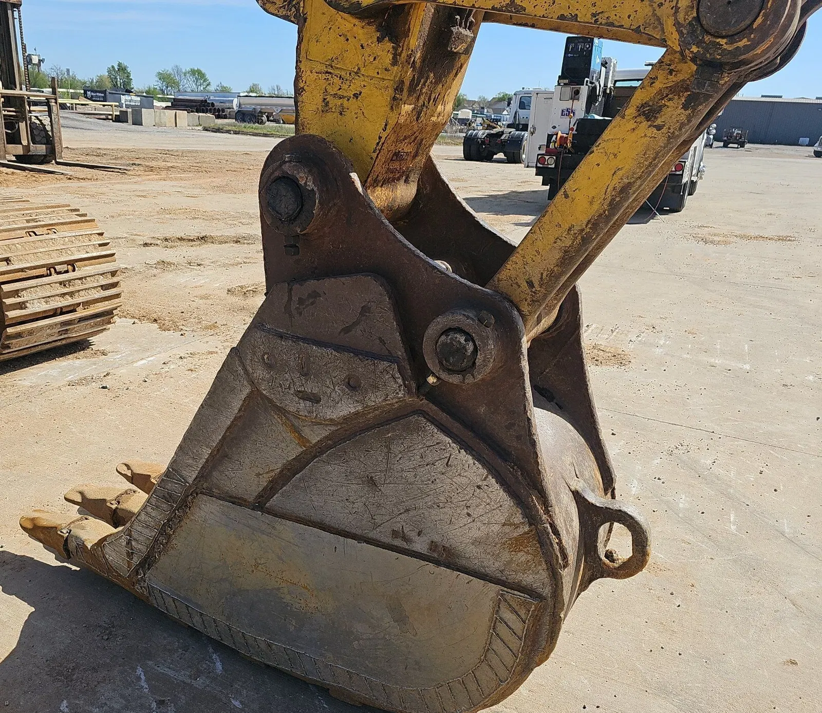 2017 Komatsu PC360LC-11