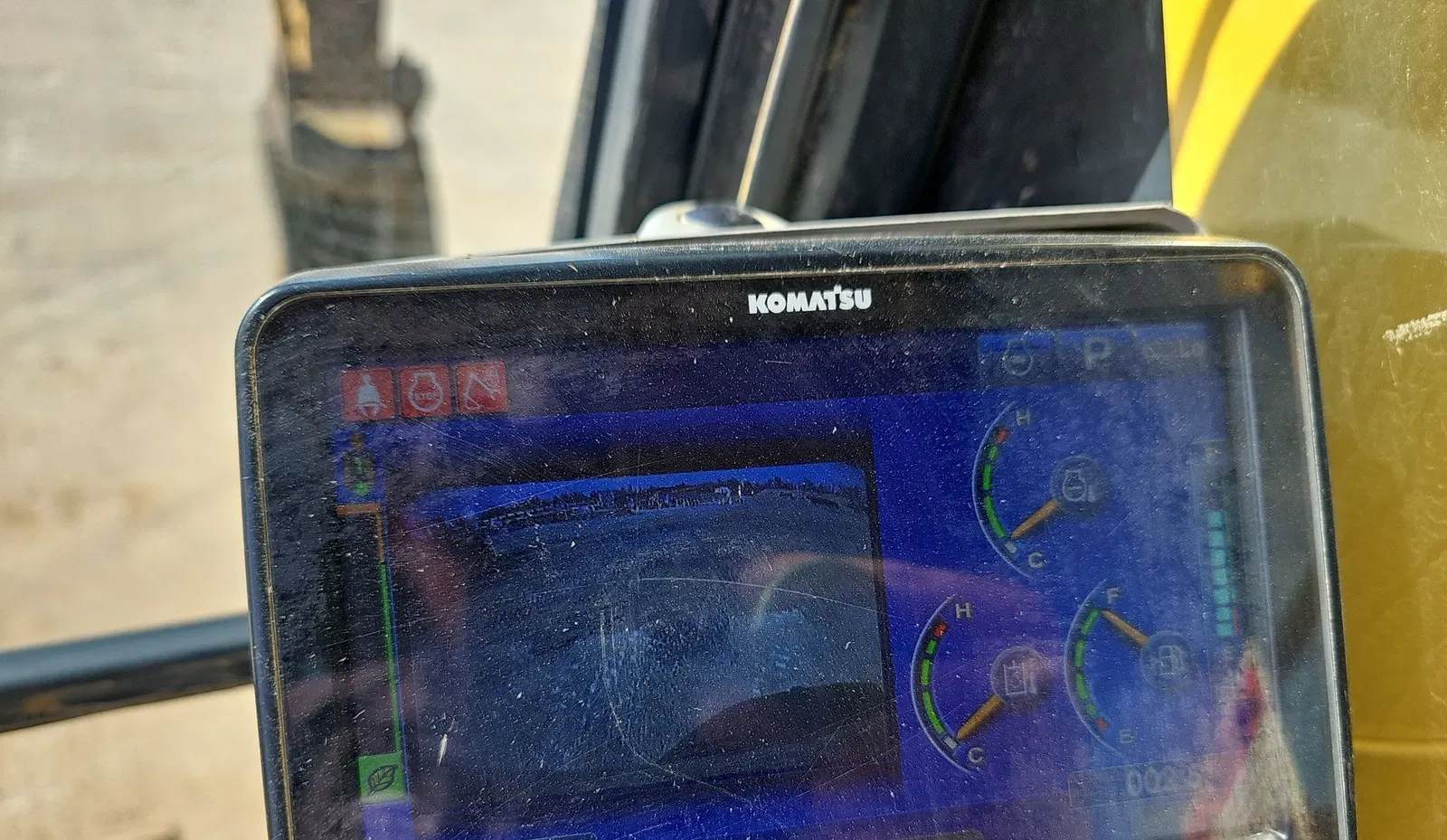 2017 Komatsu PC360LC-11