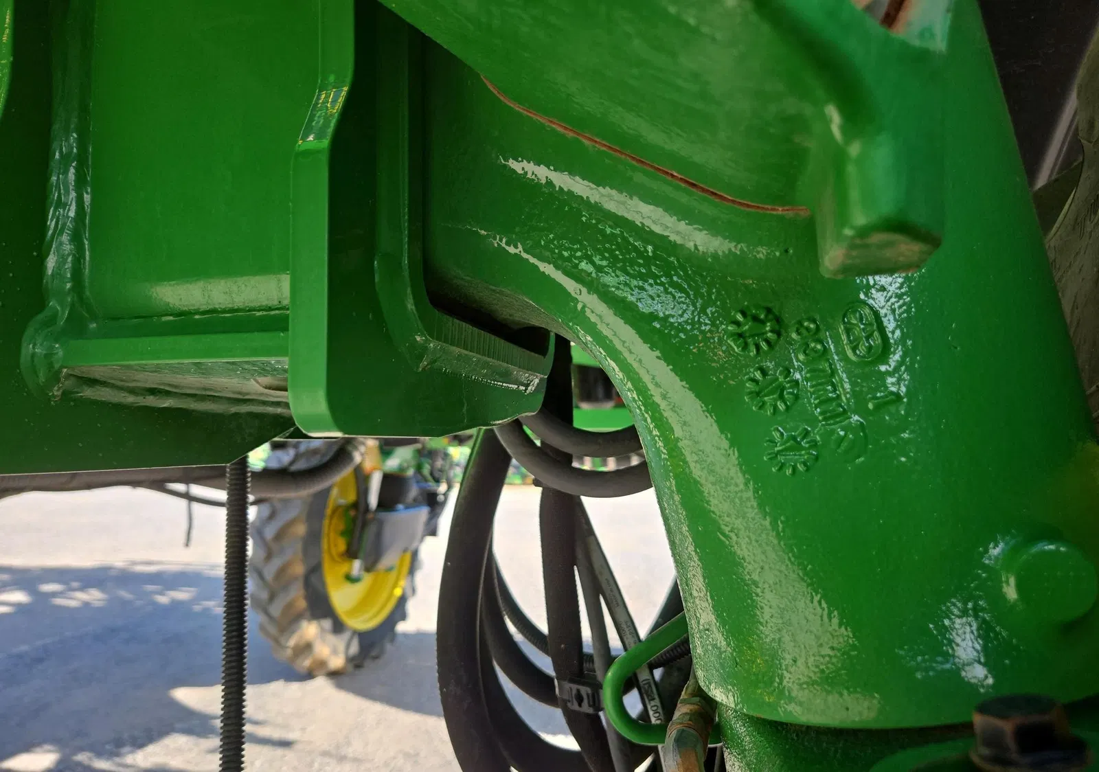 2021 John Deere R4038