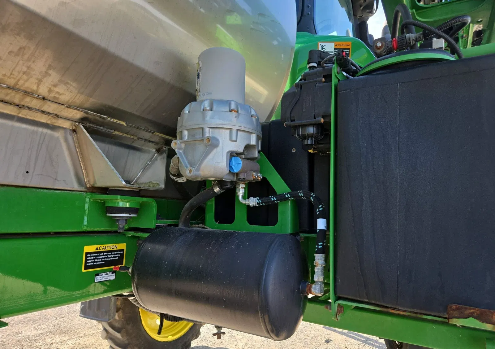 2021 John Deere R4038
