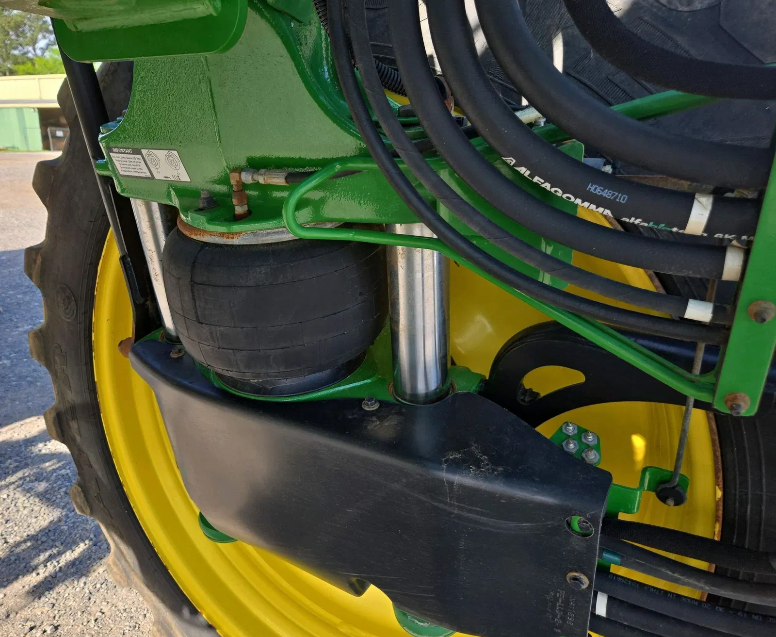 2021 John Deere R4038