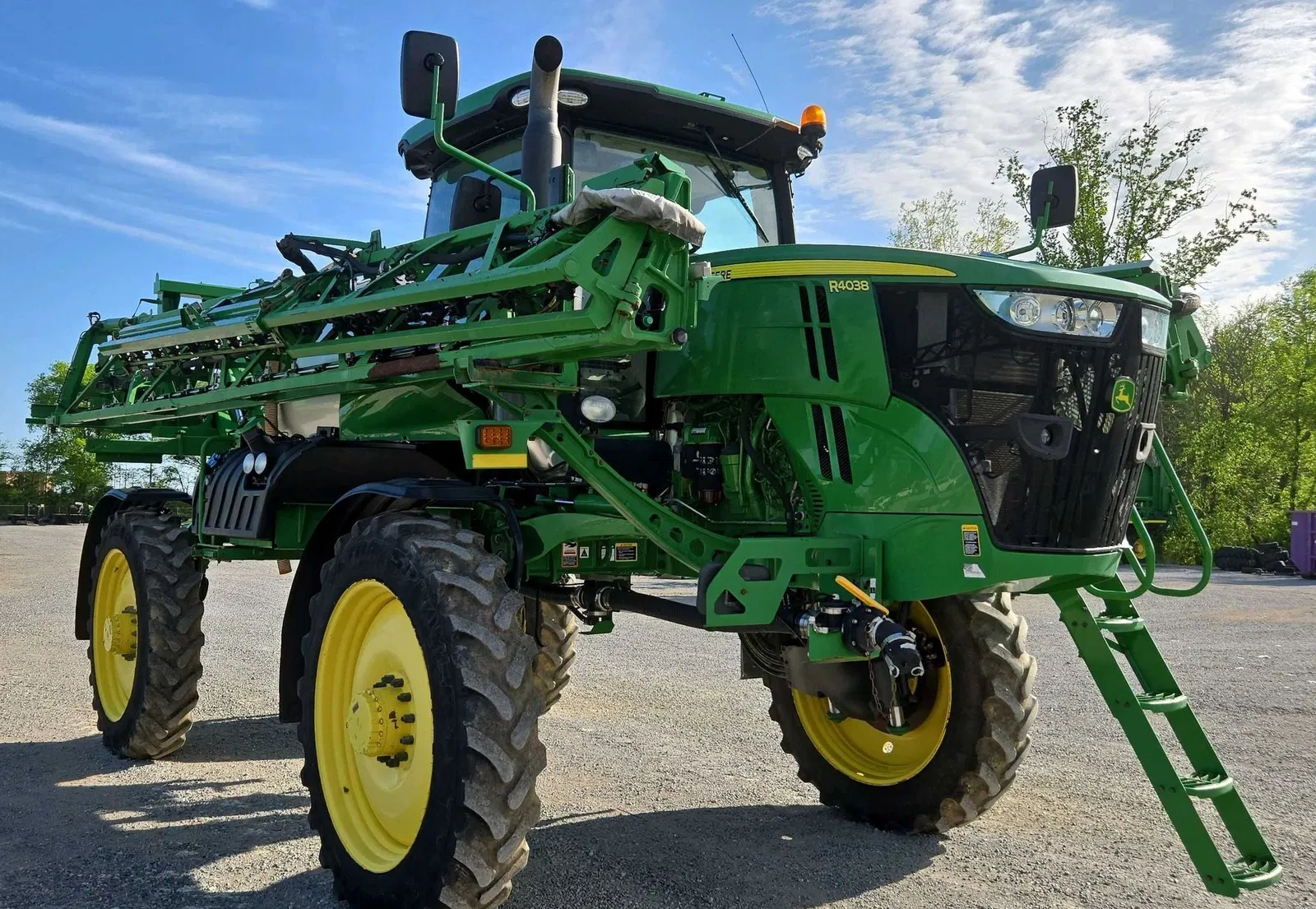 2021 John Deere R4038