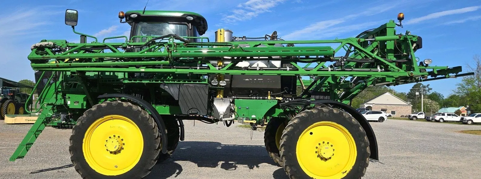 2021 John Deere R4038