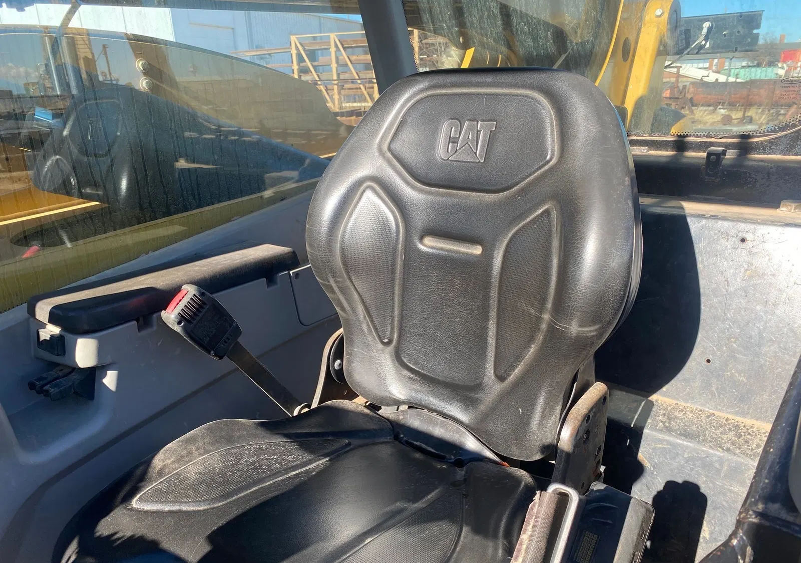 2017 Caterpillar TL1055D