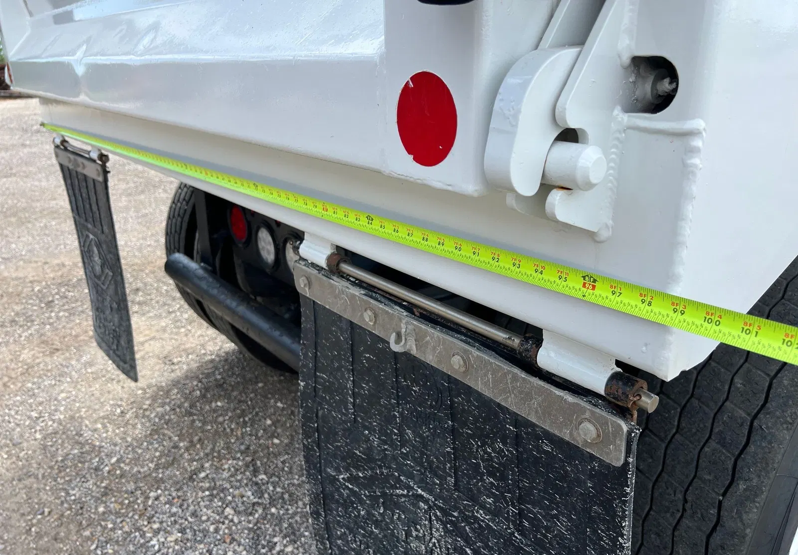 2023 Peterbilt 567