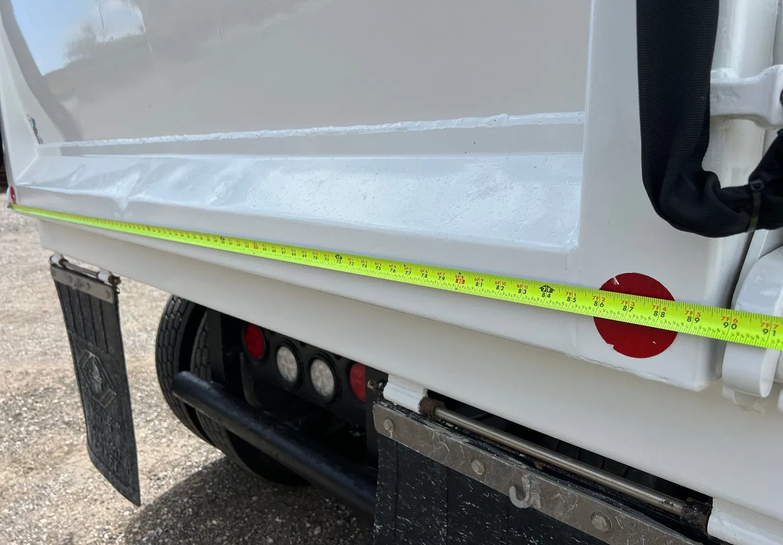 2023 Peterbilt 567