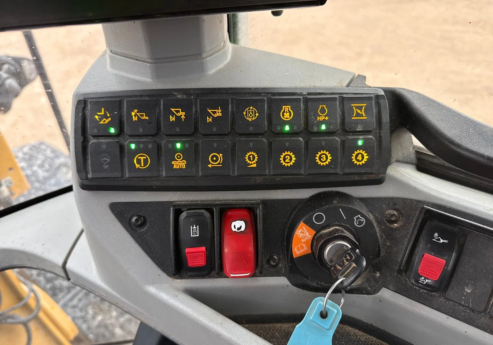 2023 Caterpillar 930M