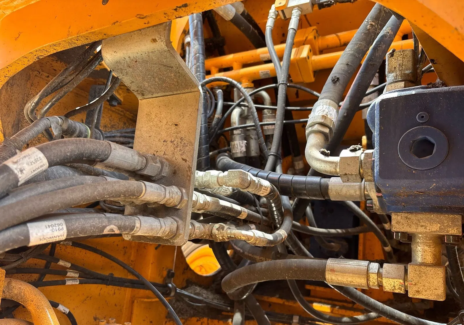 2020 Hyundai HL980A