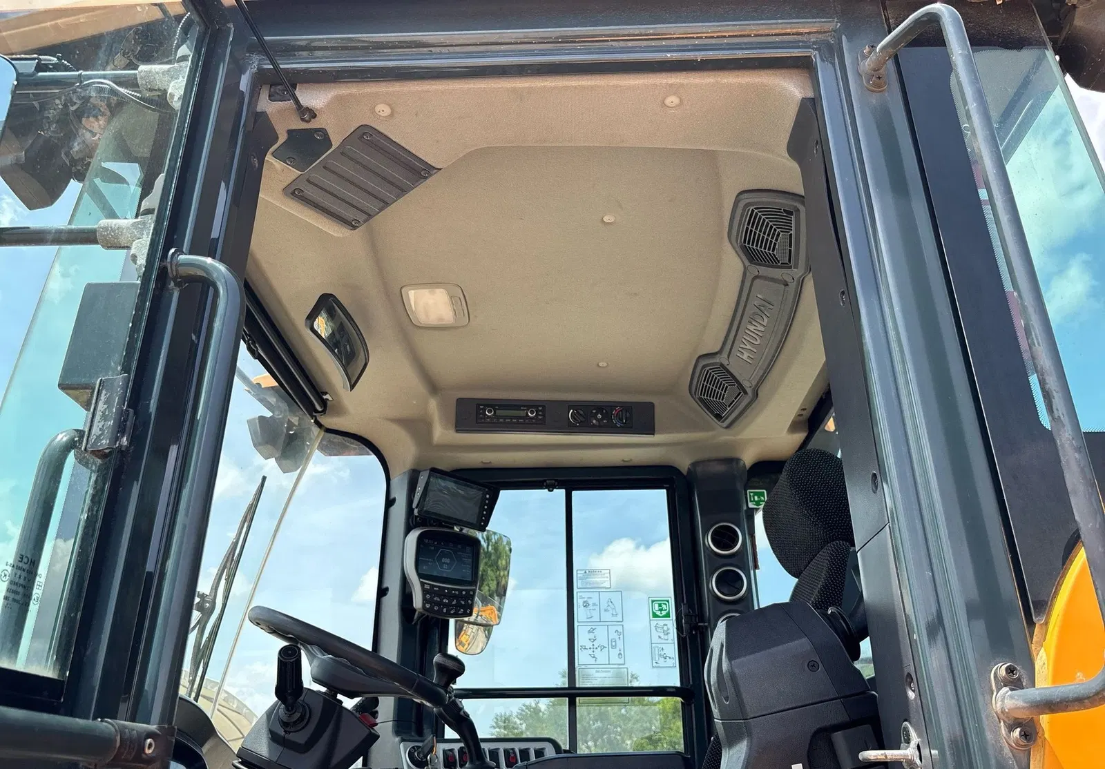 2020 Hyundai HL980A