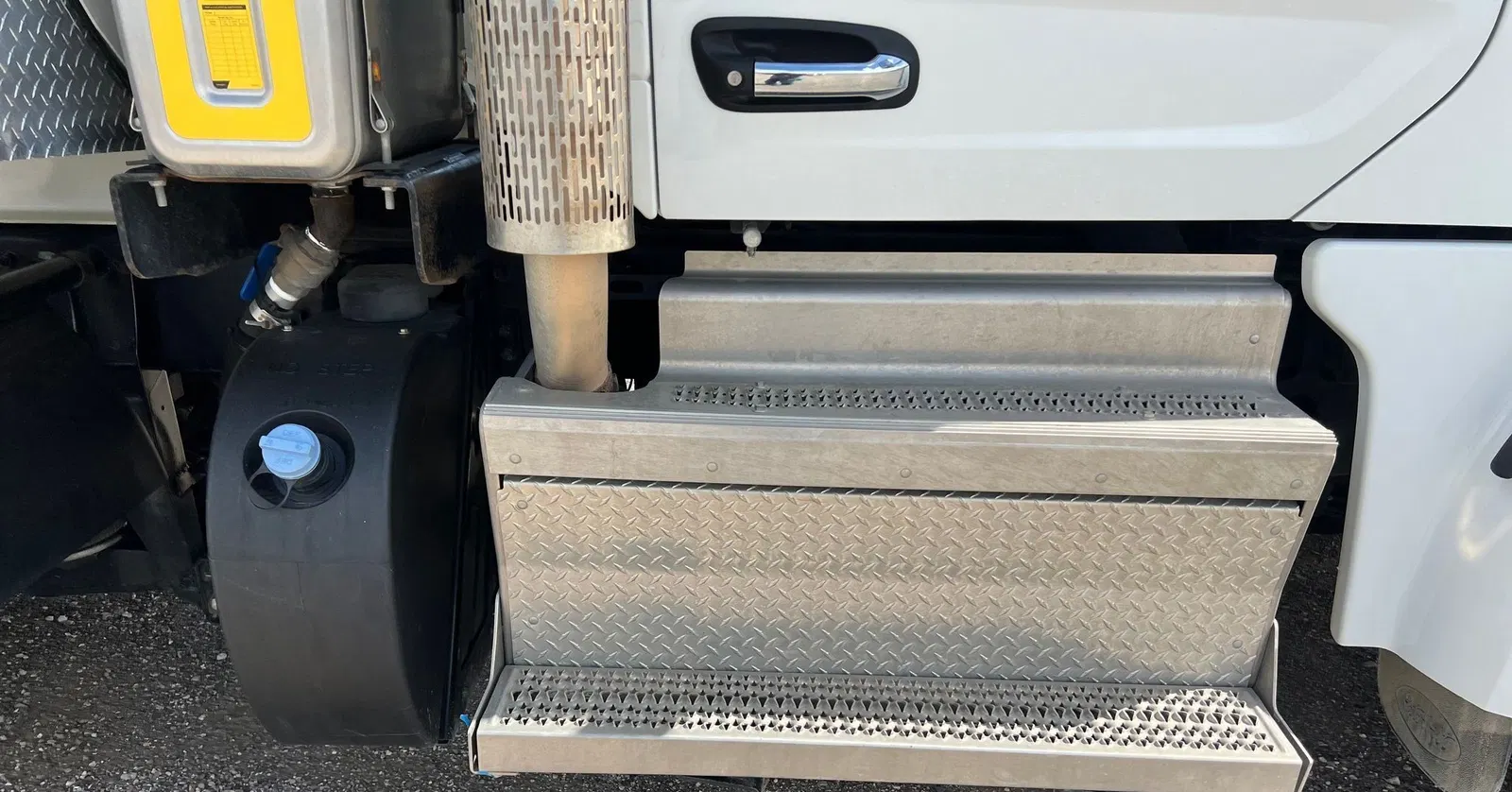 2023 Peterbilt 567