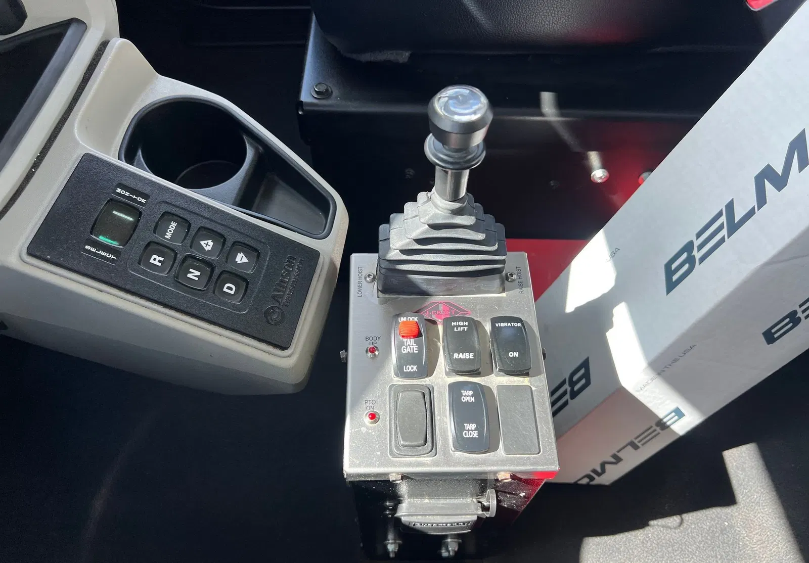 2023 Peterbilt 567