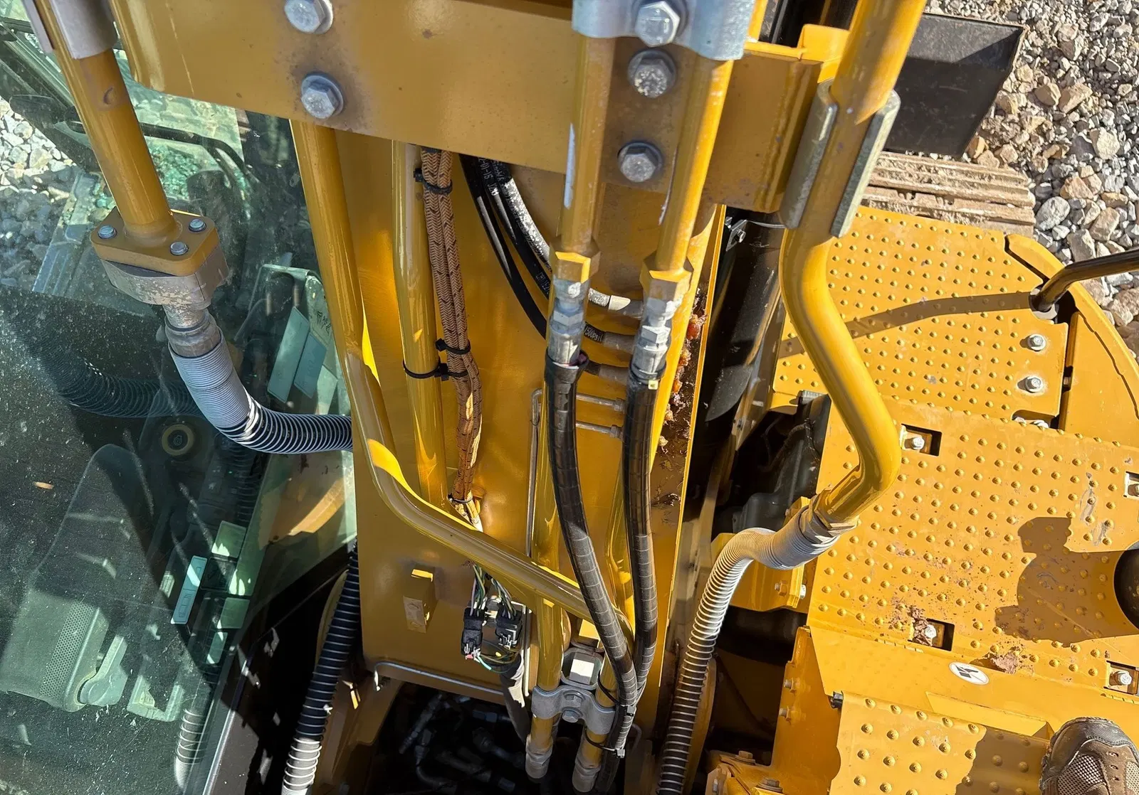 2022 Caterpillar 315