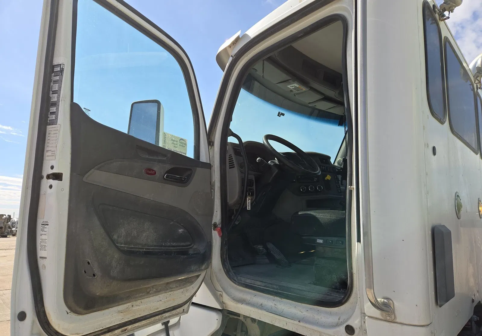 2017 Peterbilt 567