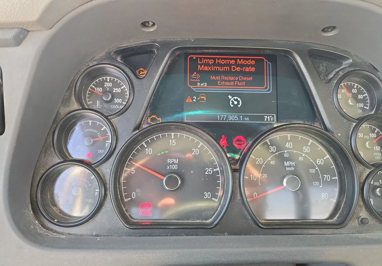 2017 Peterbilt 567