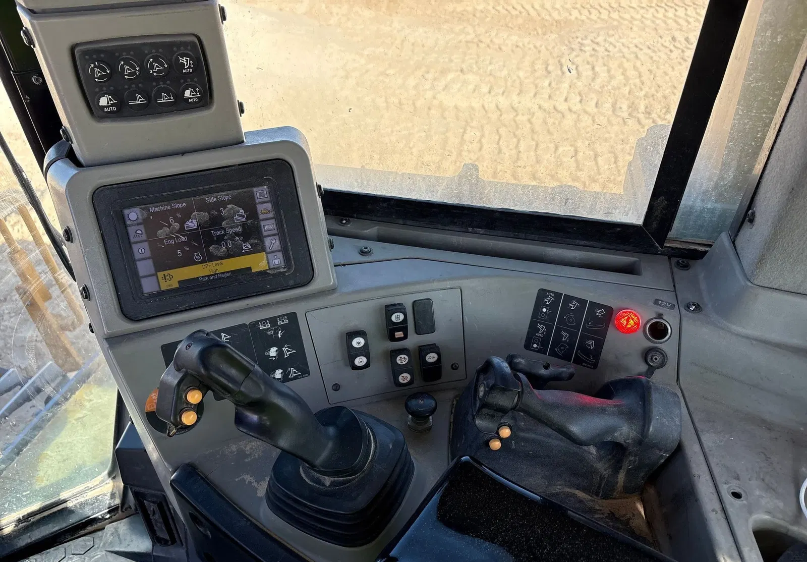 2017 Caterpillar D8T