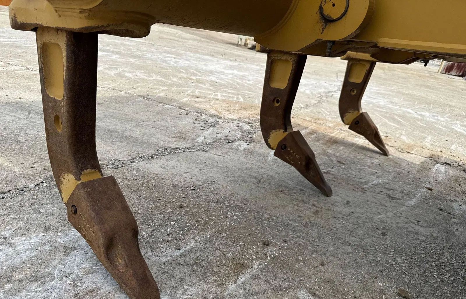 2024 Caterpillar D5