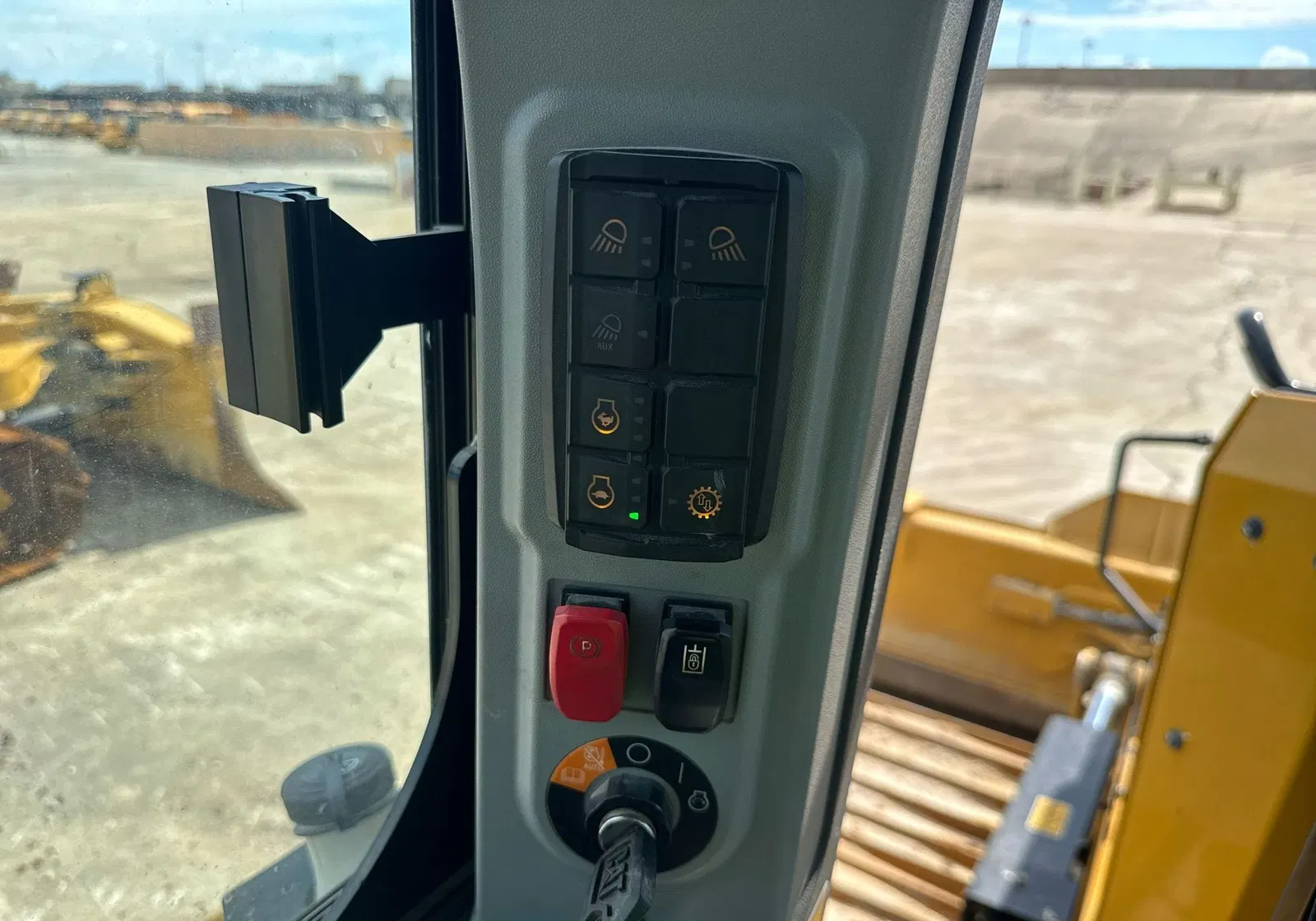 2024 Caterpillar D5