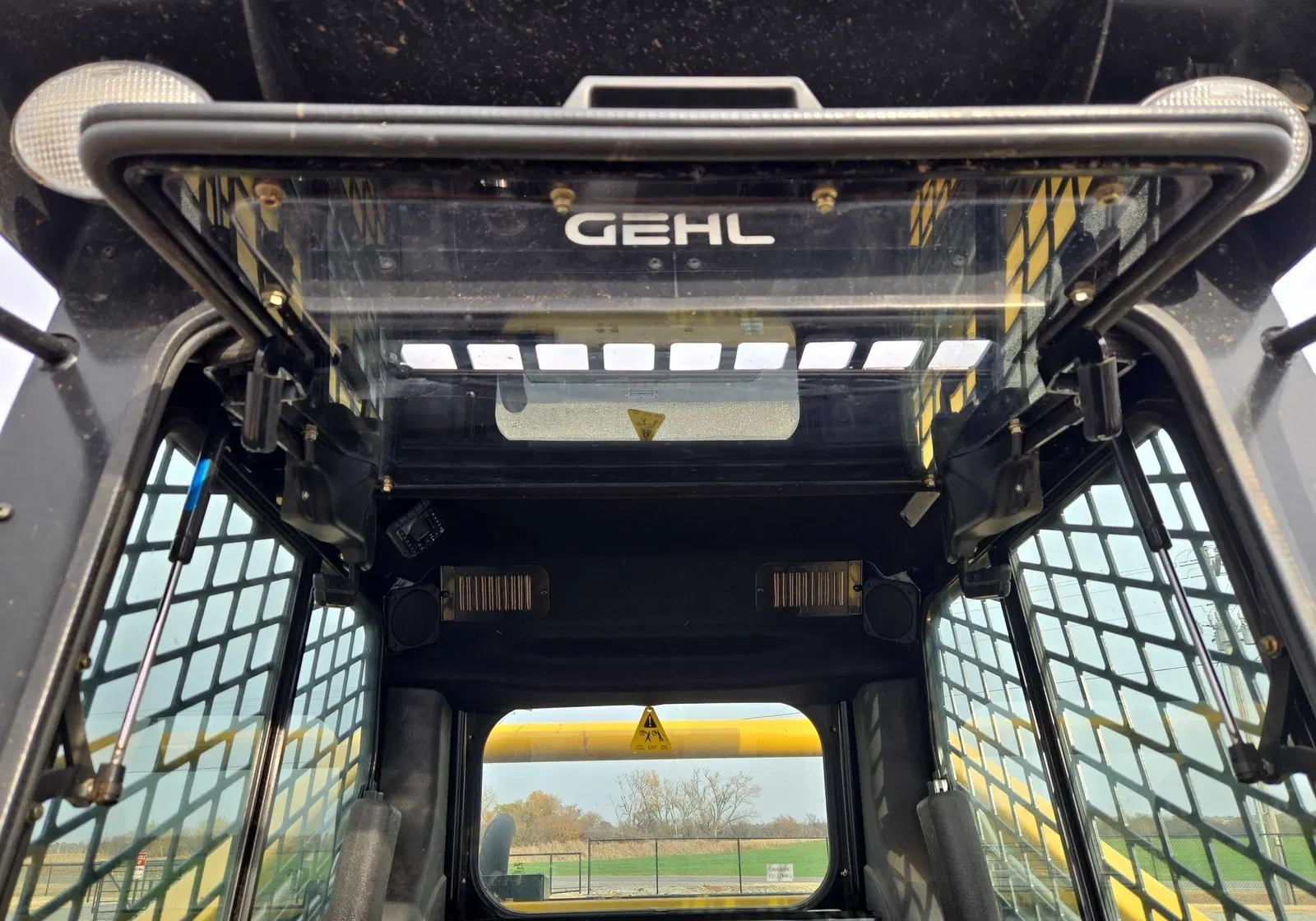 2023 Gehl VT320