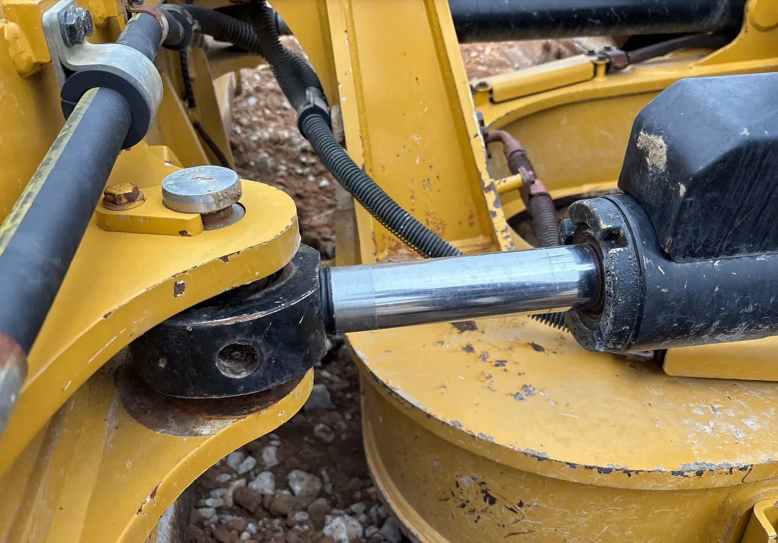 2021 Caterpillar D5