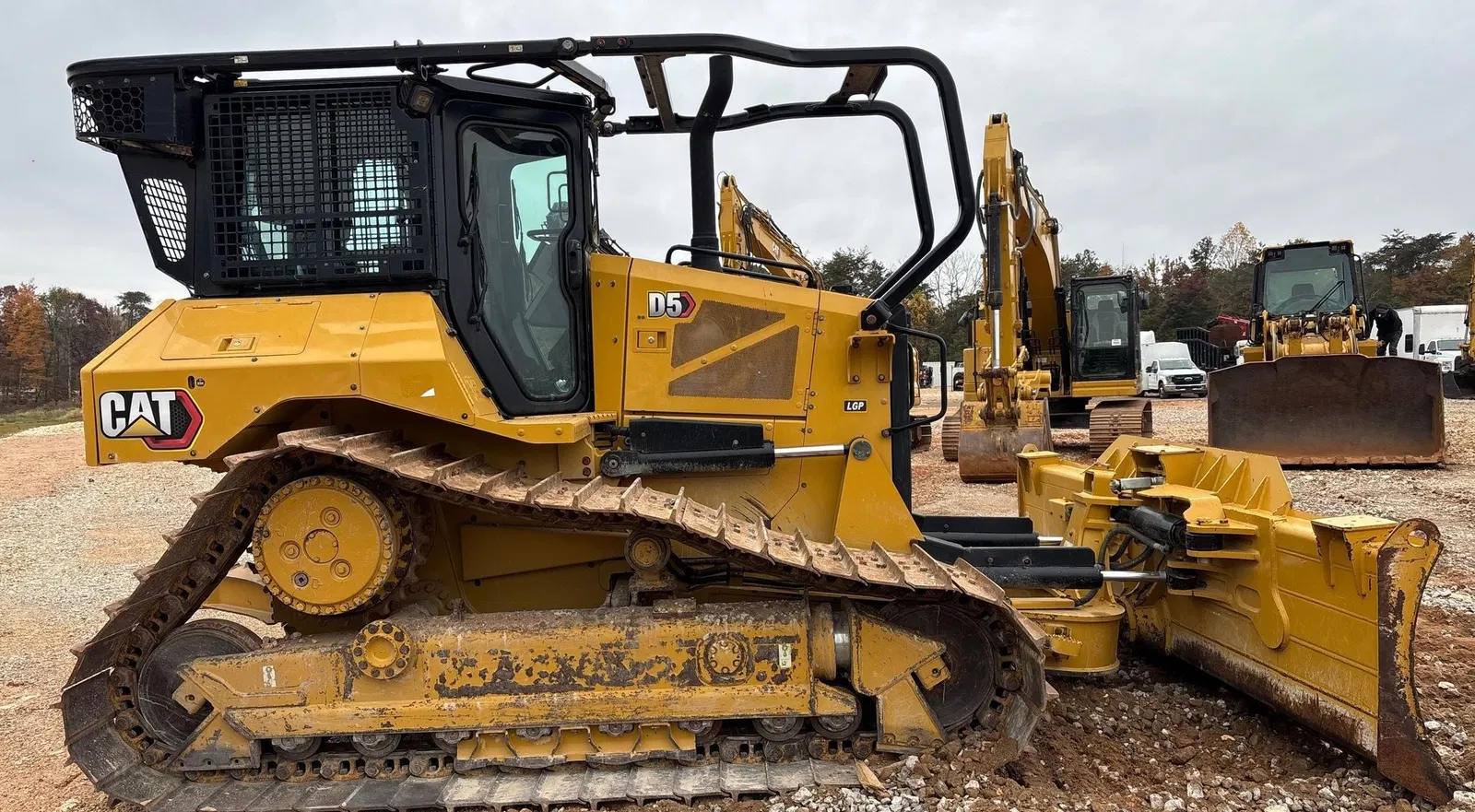 2021 Caterpillar D5