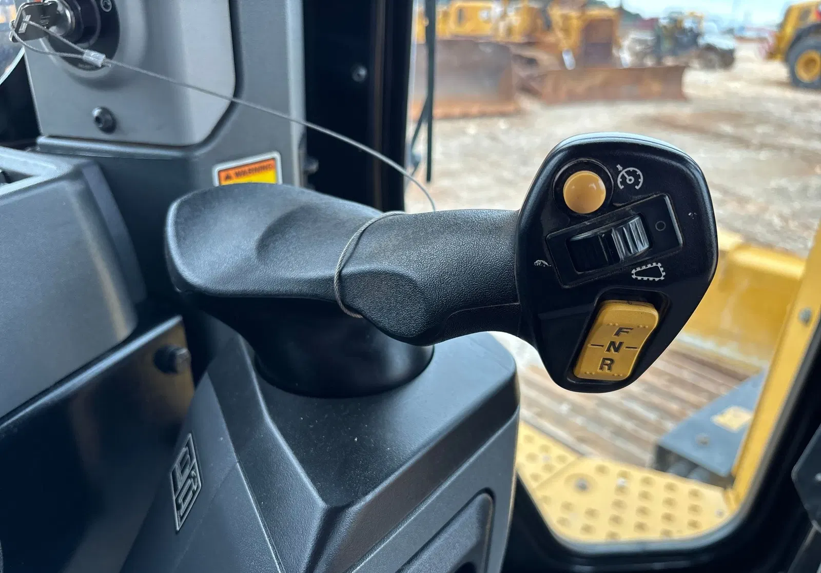 2021 Caterpillar D5