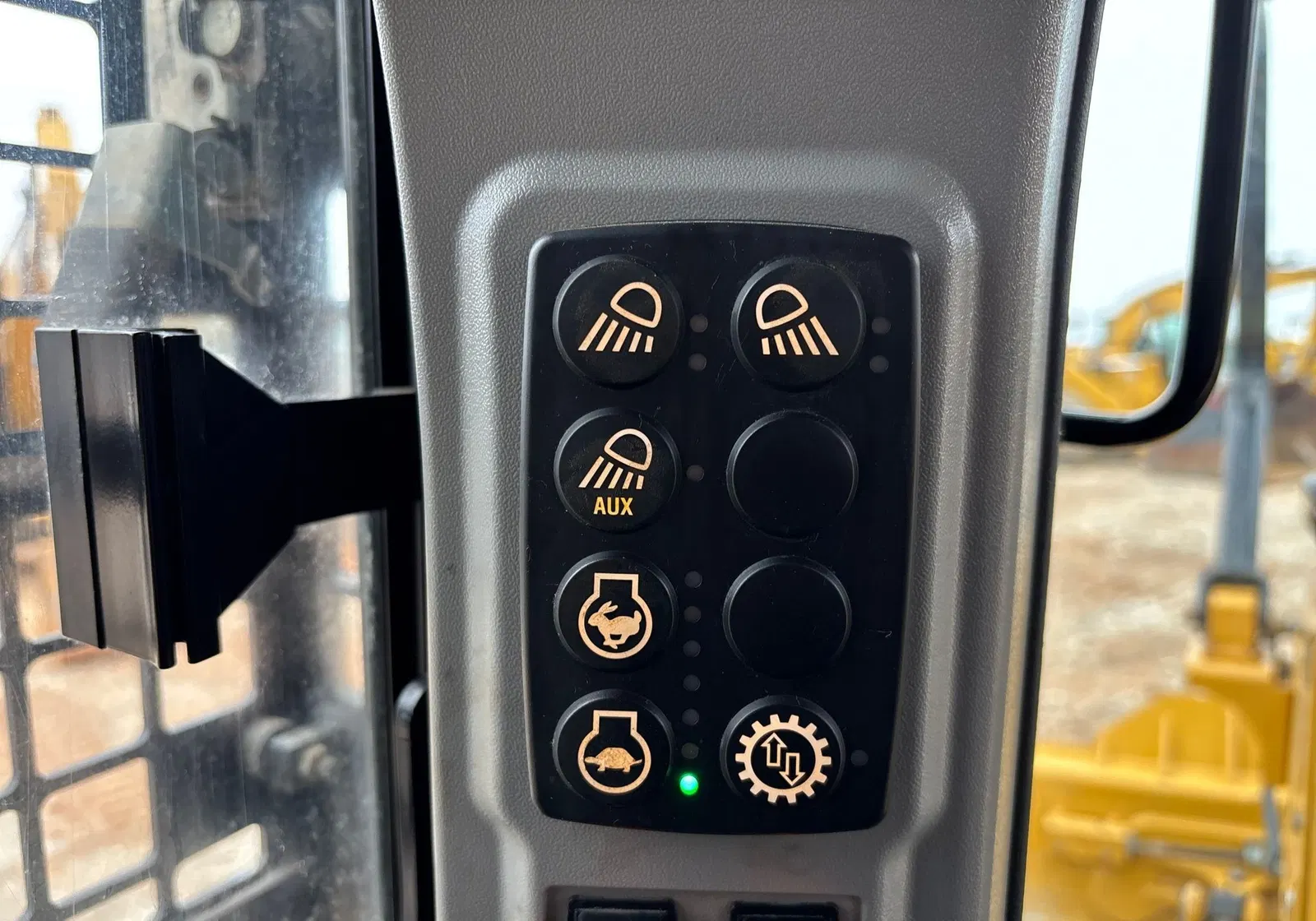 2021 Caterpillar D5