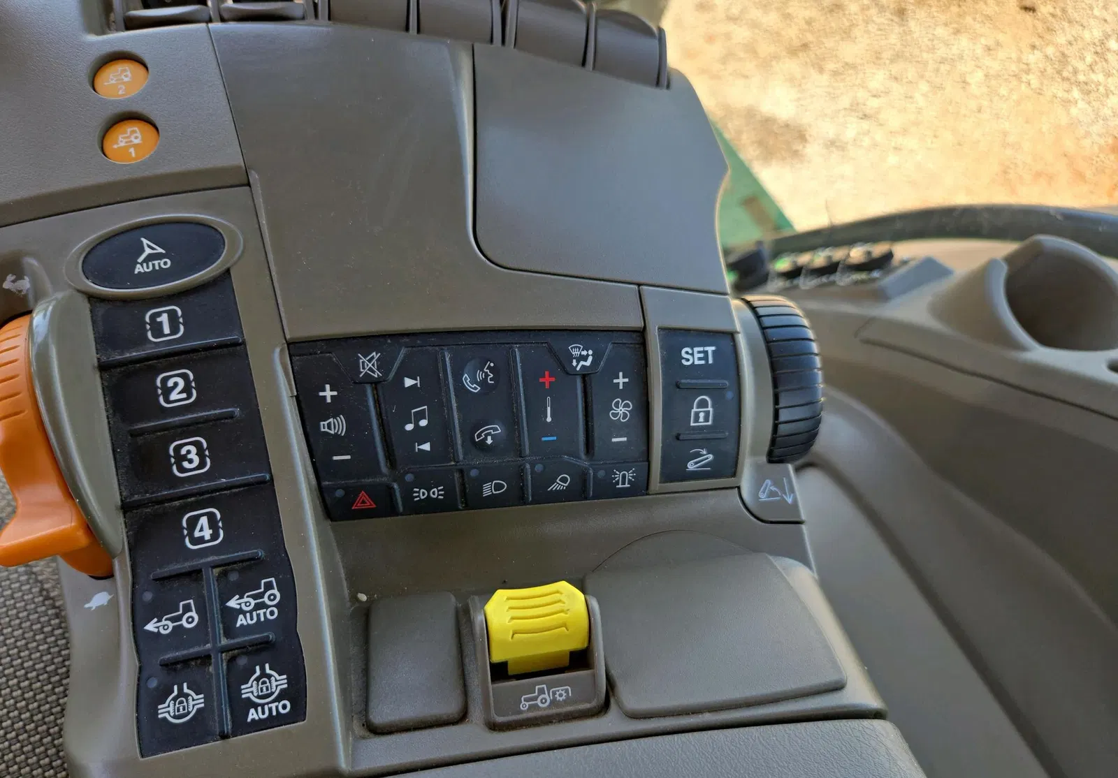 2022 John Deere 8R410