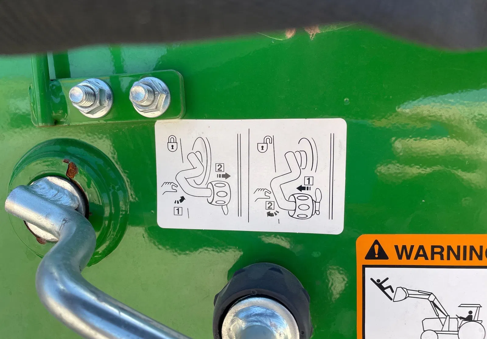 2018 John Deere 5075E