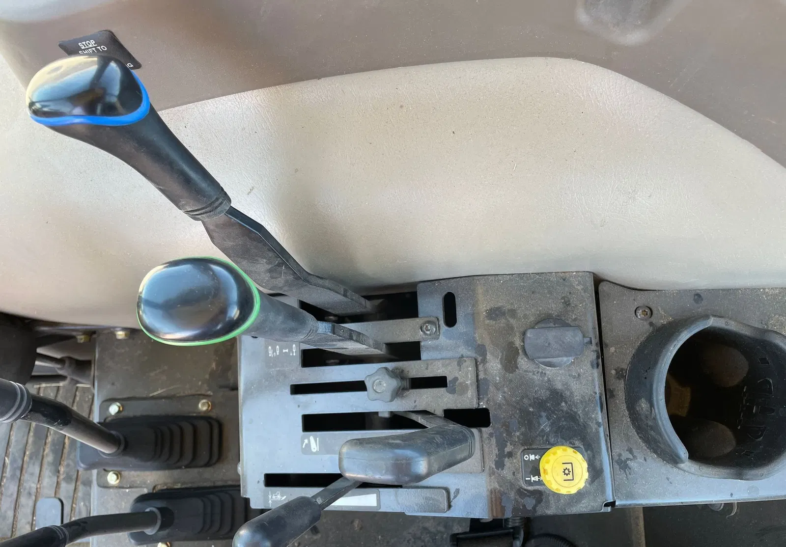 2018 John Deere 5075E