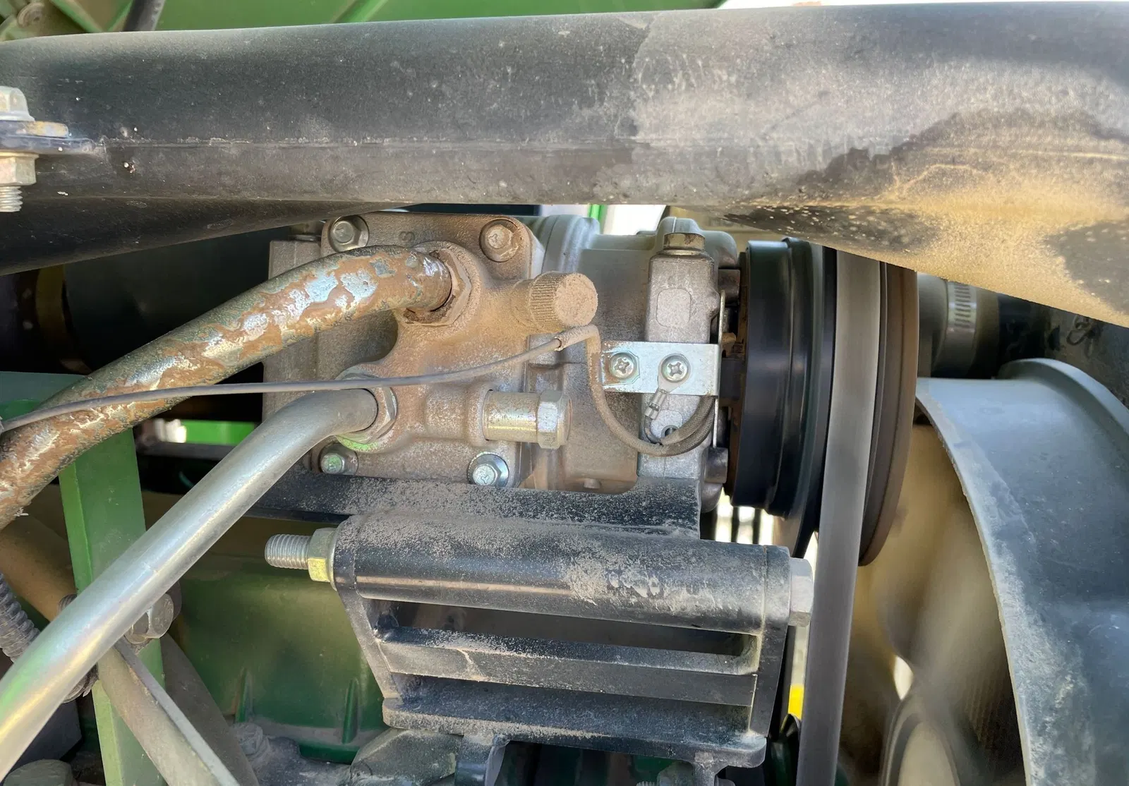 2018 John Deere 5075E